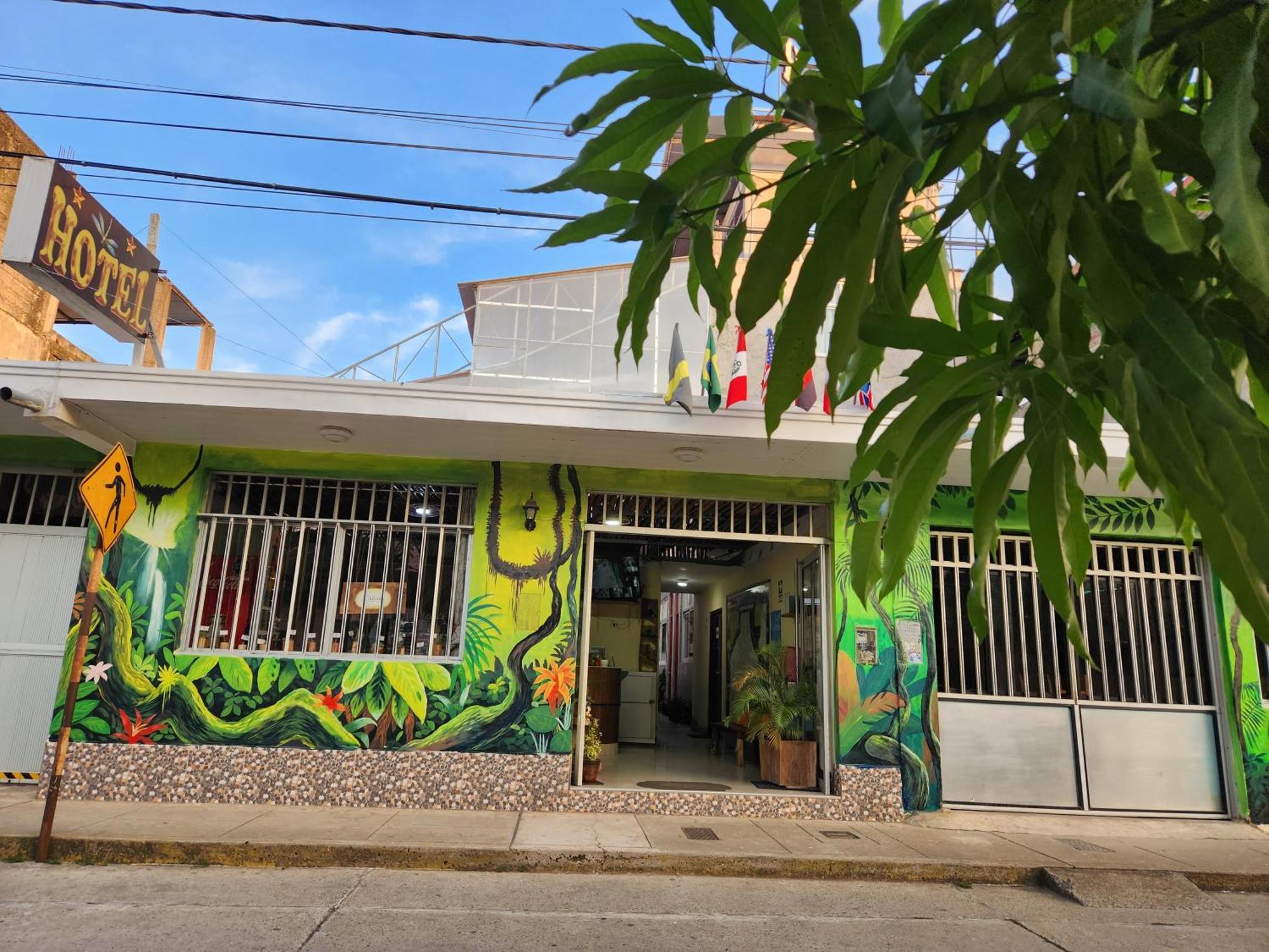 Libelula Hotel Puerto Maldonado Exterior photo